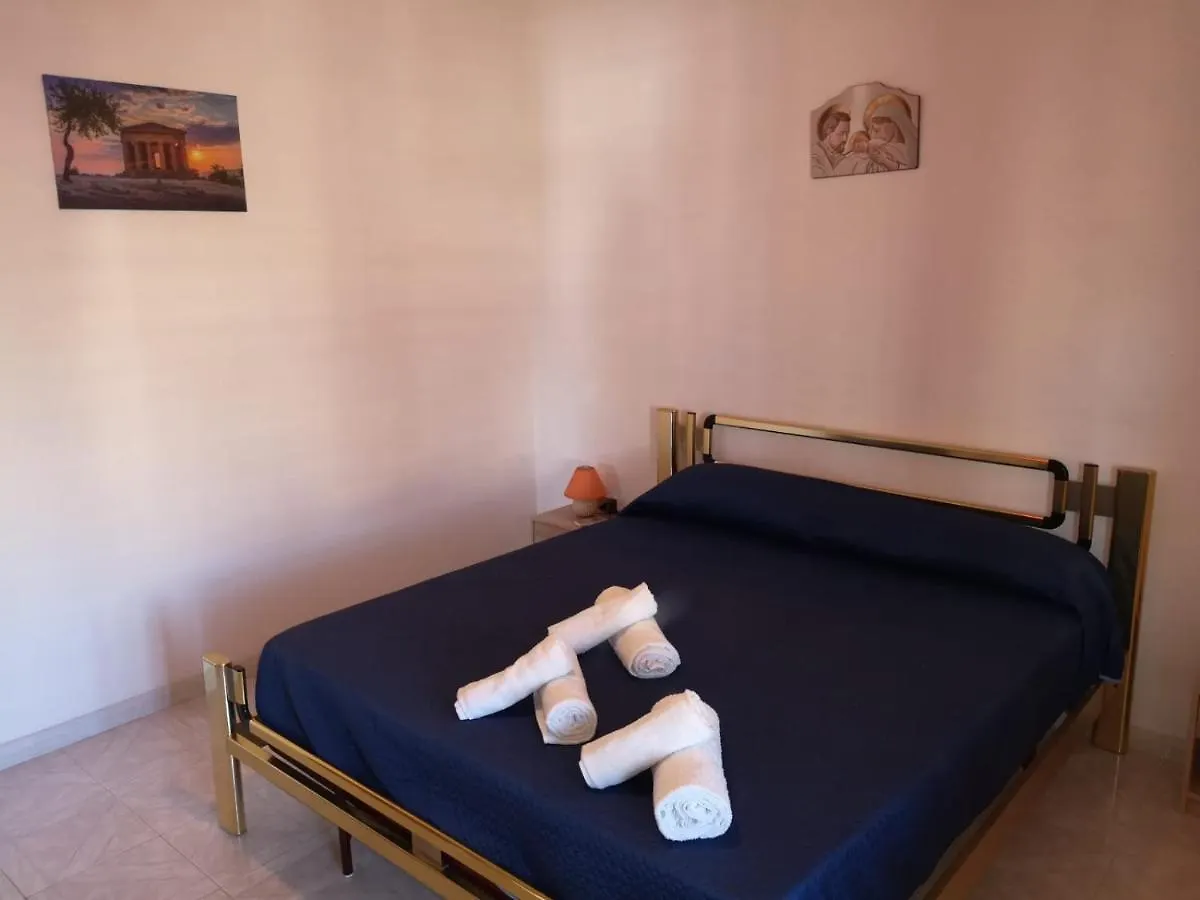 Holiday home Casa Degli Oleandri Villa Isola delle Femmine Italy